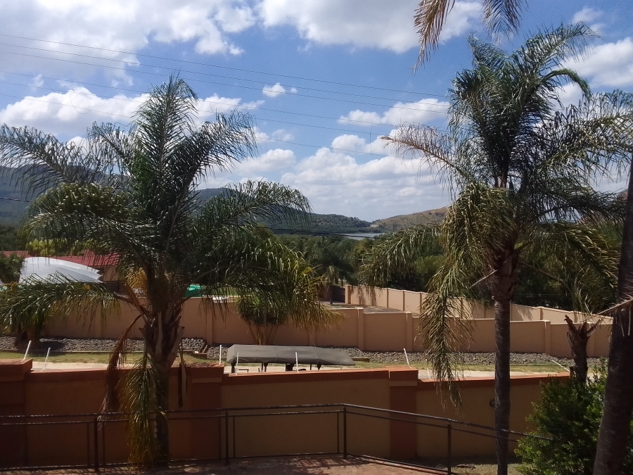 12 Bedroom Property for Sale in Olifantsnek North West